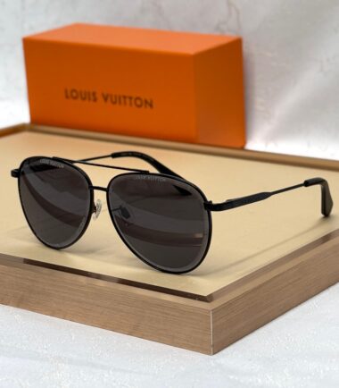 louis vuitton Sunglass